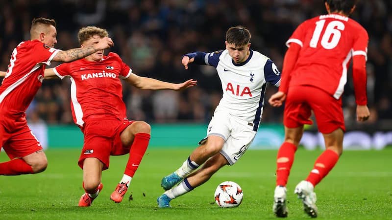 Soi kèo tài xỉu AZ Alkmaar vs Tottenham